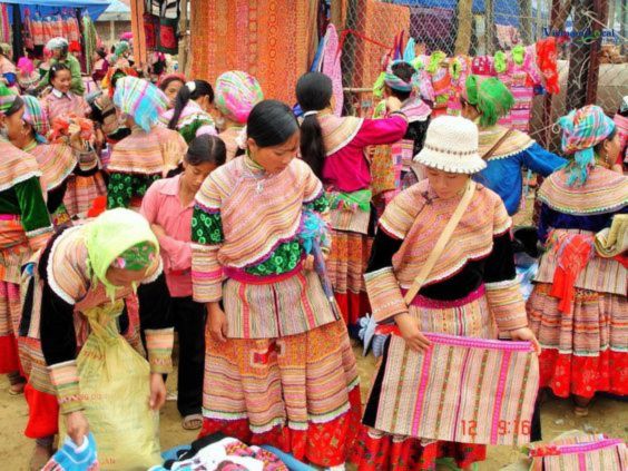 Cốc Ly is a scenic area near Lào Cai in northern, known for its vibrant Tuesday market where ethnic minority groups.