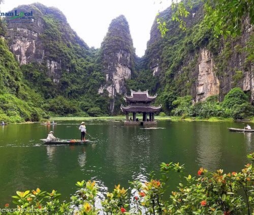 Trang An, enchants visitors with its striking karst landscapes, winding waterways.