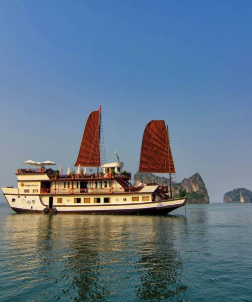 Dragon’s Pearl Junk | Bai Tu Long Bay