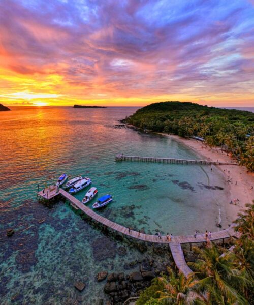 Wander Vietnam: A 17-Day Tale of Beauty and Serenity