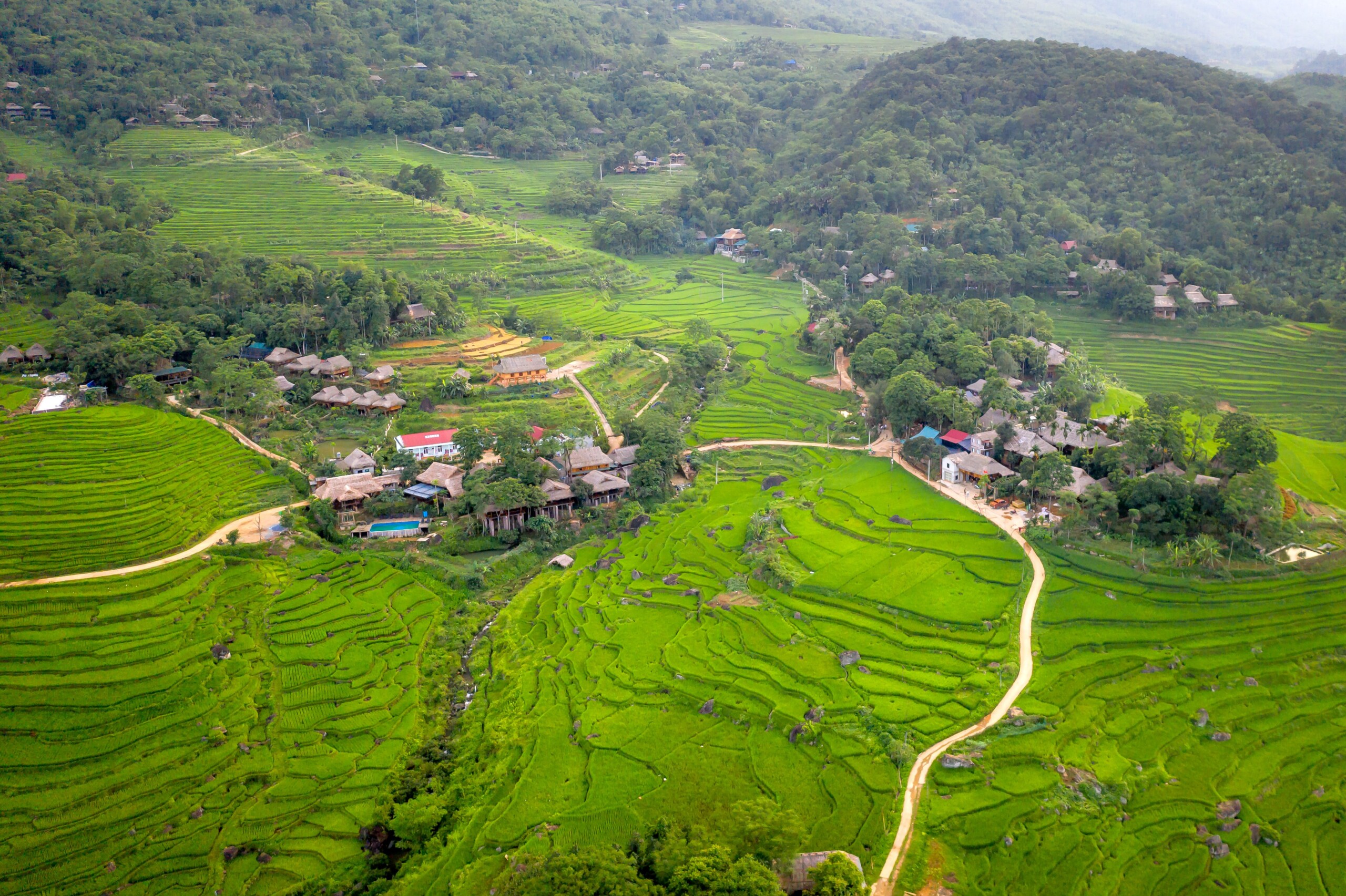 Mai Chau Valley Itinerary: Authentic Tay Minority Culture & Cycling